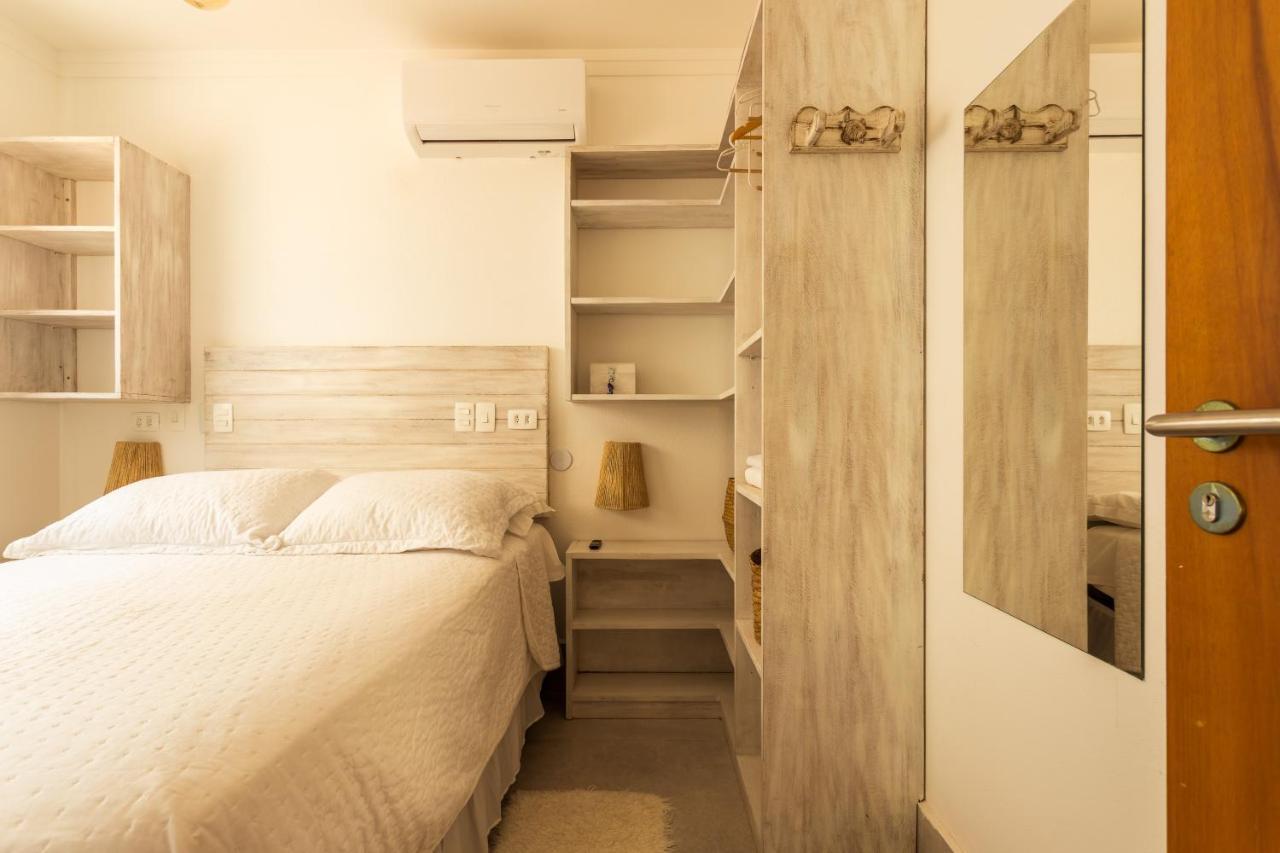 Casa D'Aroeira Residencial Boutique - Centro De Juquei - 2 Quadras Do Mar - Servico De Praia - Roupa De Cama 600 Fios Algodao Egipcio - Toalhas Banho E Praia - Tudo Novo - Estacionamento Interno - Cozinha - Consulte Unidades Com Ofuro Hidro E Cromote Exterior photo