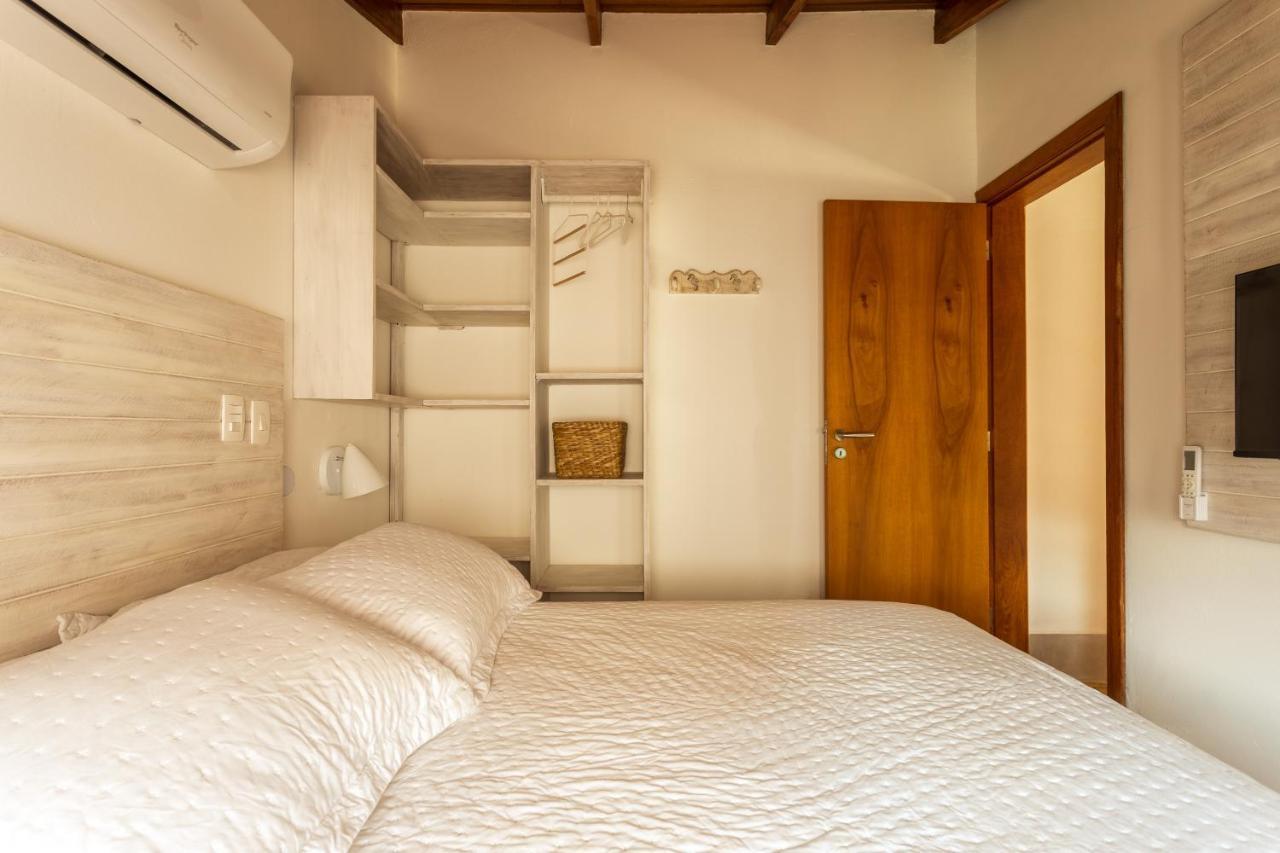 Casa D'Aroeira Residencial Boutique - Centro De Juquei - 2 Quadras Do Mar - Servico De Praia - Roupa De Cama 600 Fios Algodao Egipcio - Toalhas Banho E Praia - Tudo Novo - Estacionamento Interno - Cozinha - Consulte Unidades Com Ofuro Hidro E Cromote Exterior photo