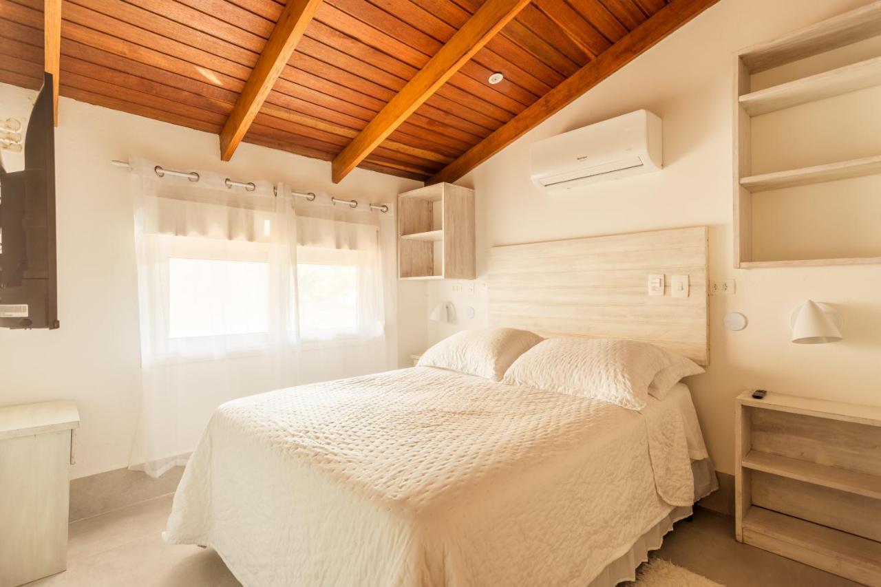 Casa D'Aroeira Residencial Boutique - Centro De Juquei - 2 Quadras Do Mar - Servico De Praia - Roupa De Cama 600 Fios Algodao Egipcio - Toalhas Banho E Praia - Tudo Novo - Estacionamento Interno - Cozinha - Consulte Unidades Com Ofuro Hidro E Cromote Exterior photo