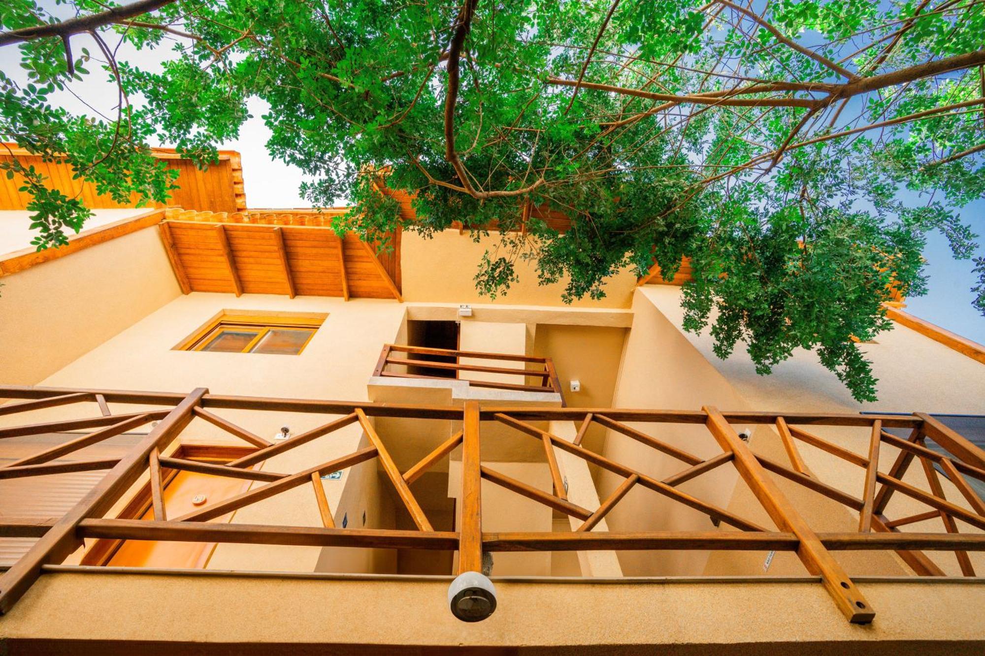 Casa D'Aroeira Residencial Boutique - Centro De Juquei - 2 Quadras Do Mar - Servico De Praia - Roupa De Cama 600 Fios Algodao Egipcio - Toalhas Banho E Praia - Tudo Novo - Estacionamento Interno - Cozinha - Consulte Unidades Com Ofuro Hidro E Cromote Exterior photo