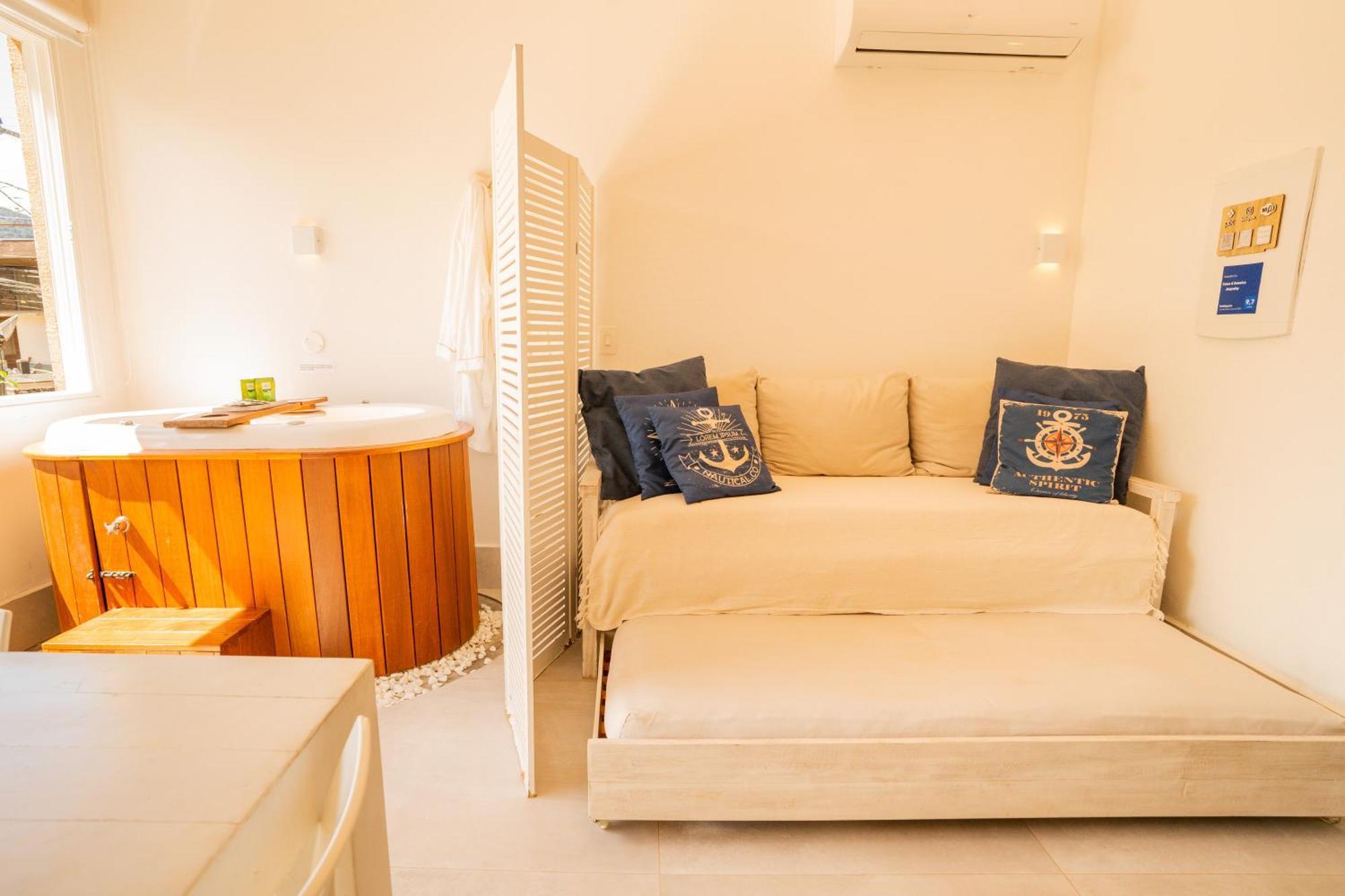 Casa D'Aroeira Residencial Boutique - Centro De Juquei - 2 Quadras Do Mar - Servico De Praia - Roupa De Cama 600 Fios Algodao Egipcio - Toalhas Banho E Praia - Tudo Novo - Estacionamento Interno - Cozinha - Consulte Unidades Com Ofuro Hidro E Cromote Exterior photo