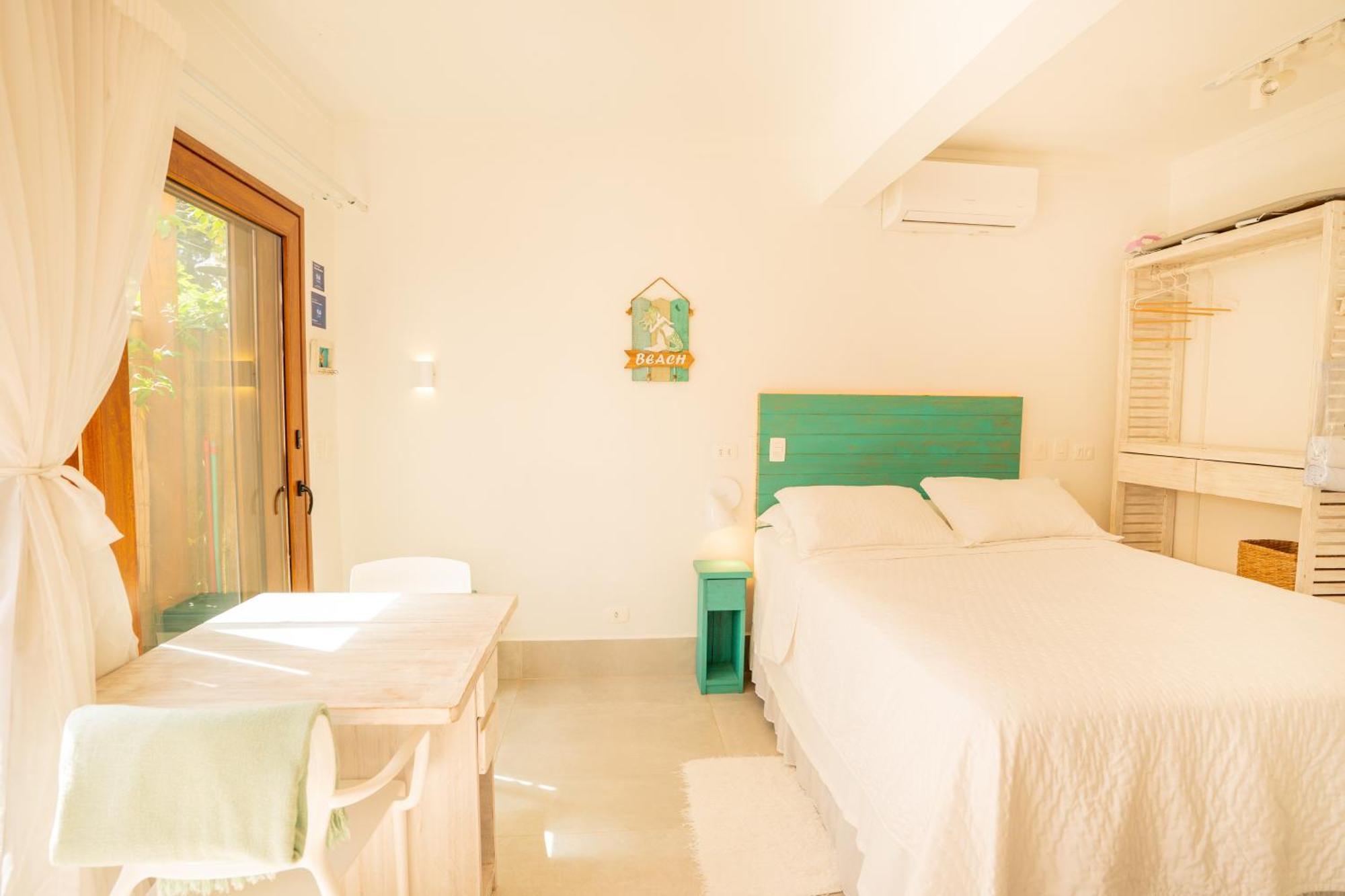 Casa D'Aroeira Residencial Boutique - Centro De Juquei - 2 Quadras Do Mar - Servico De Praia - Roupa De Cama 600 Fios Algodao Egipcio - Toalhas Banho E Praia - Tudo Novo - Estacionamento Interno - Cozinha - Consulte Unidades Com Ofuro Hidro E Cromote Exterior photo