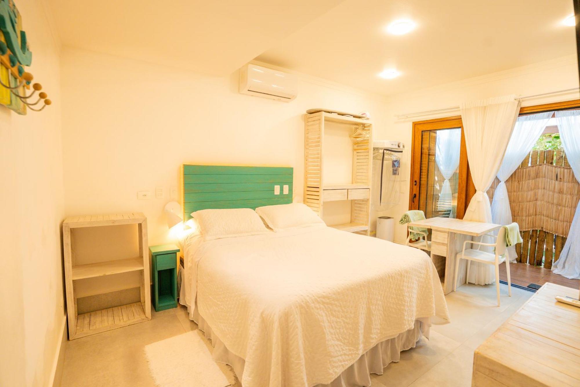 Casa D'Aroeira Residencial Boutique - Centro De Juquei - 2 Quadras Do Mar - Servico De Praia - Roupa De Cama 600 Fios Algodao Egipcio - Toalhas Banho E Praia - Tudo Novo - Estacionamento Interno - Cozinha - Consulte Unidades Com Ofuro Hidro E Cromote Exterior photo